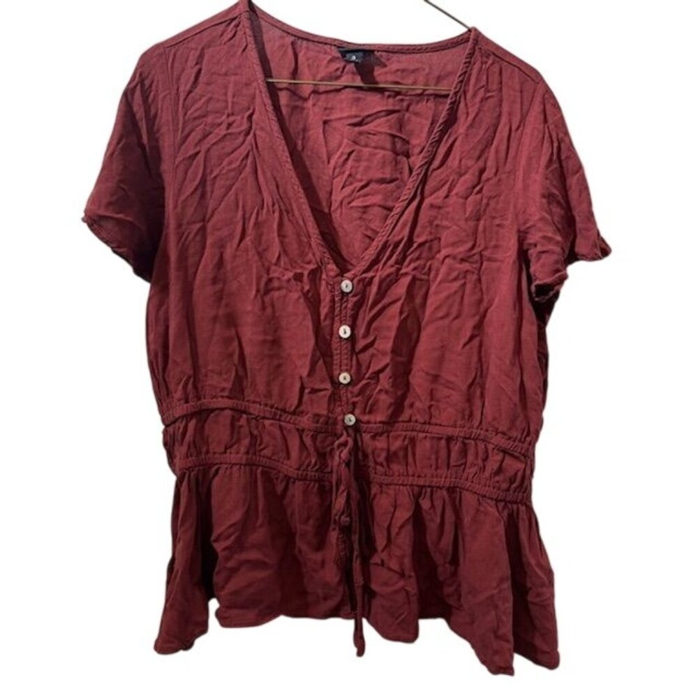 Torrid Womens Burgundy Short Sleeve Button-Front Peplum Blouse Size 3